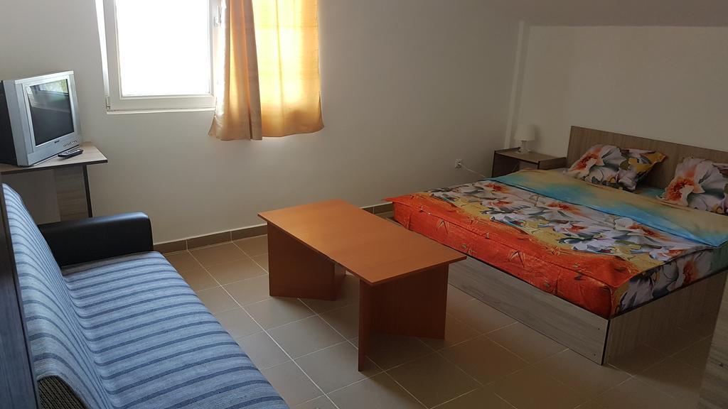 Soliday Apartment Vama Veche Bagian luar foto
